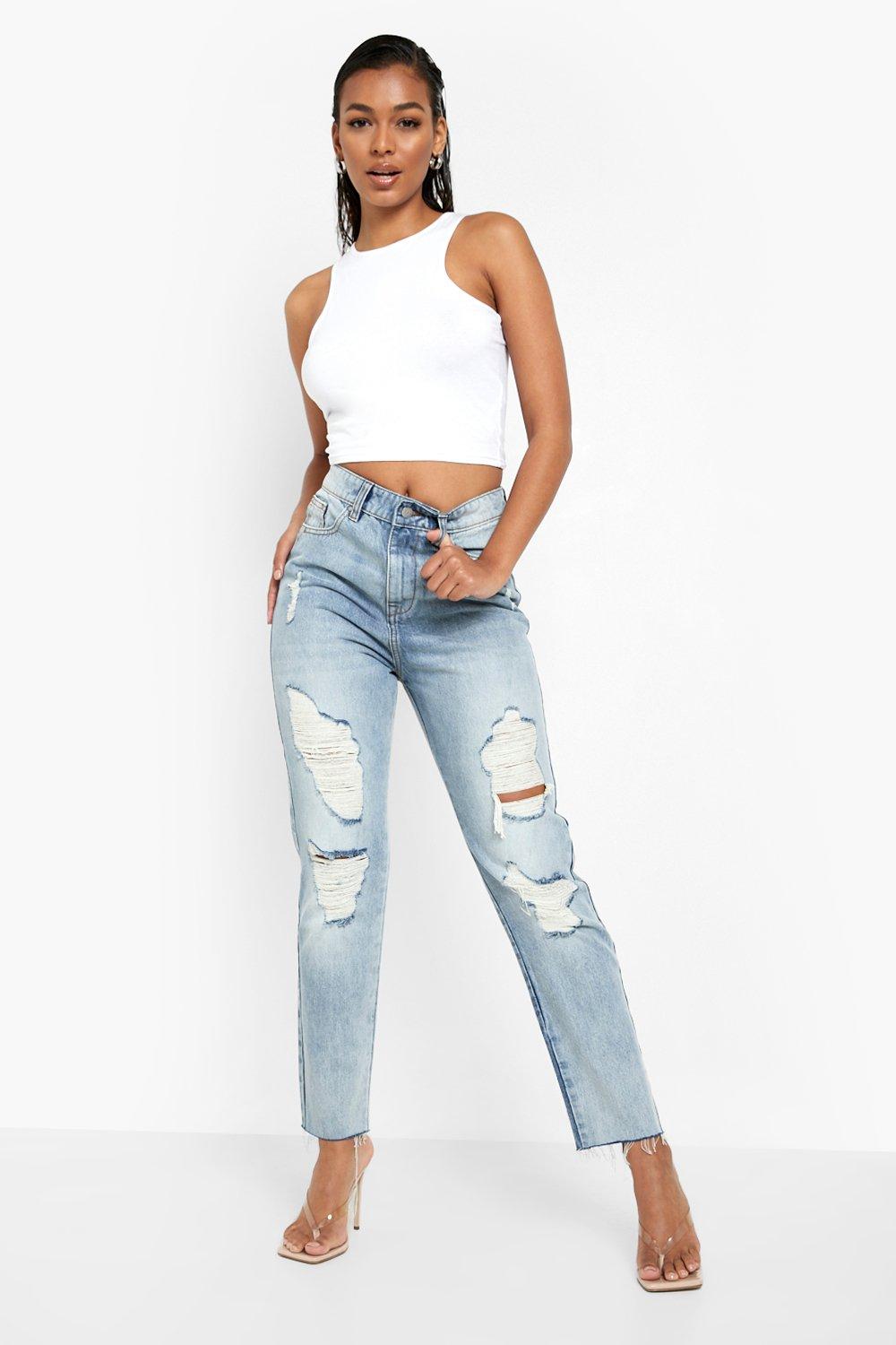 Ripped mom hot sale jeans boohoo